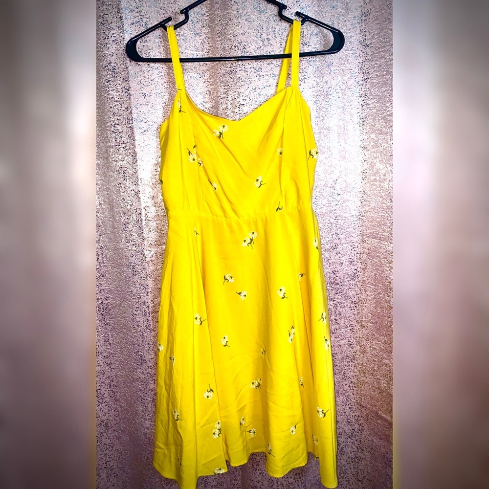 Flowy Yellow Floral Sundress